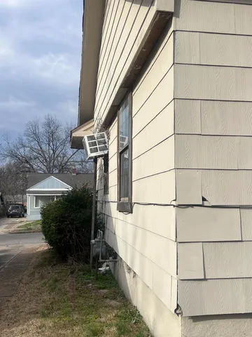 $77,000 | 1965 Cloverdale Drive, Memphis, TN 38114