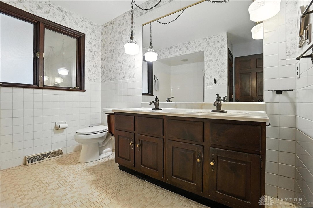 13100 Prichard Road Middletown, OH 45042 - Photo 27 of 44