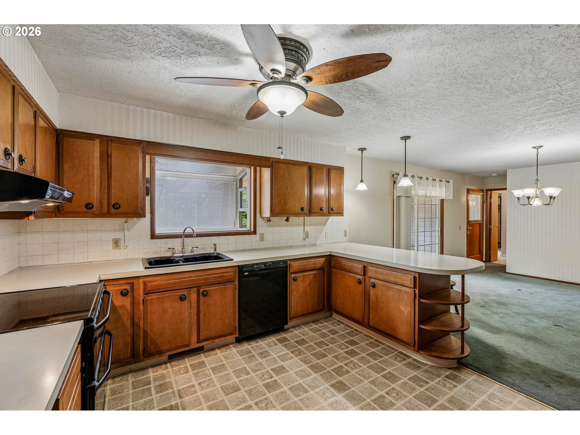 23053 South Redland Road Estacada, OR 97023 - Photo 10 of 39