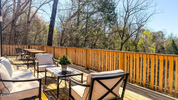 $1,349,900 | 2417 Sylvan Glen Way, Pigeon Forge, TN 37863