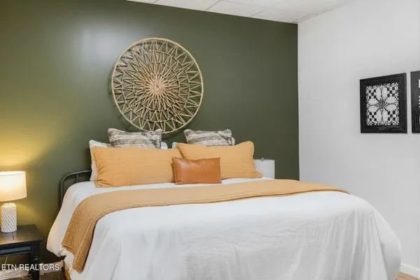 $1,349,900 | 2417 Sylvan Glen Way, Pigeon Forge, TN 37863