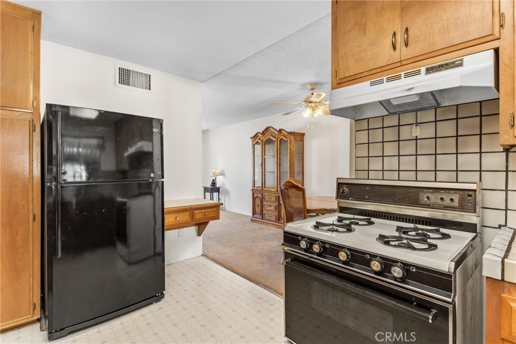 11965 Peach Tree Road Yucaipa, CA 92399 - Photo 12 of 27