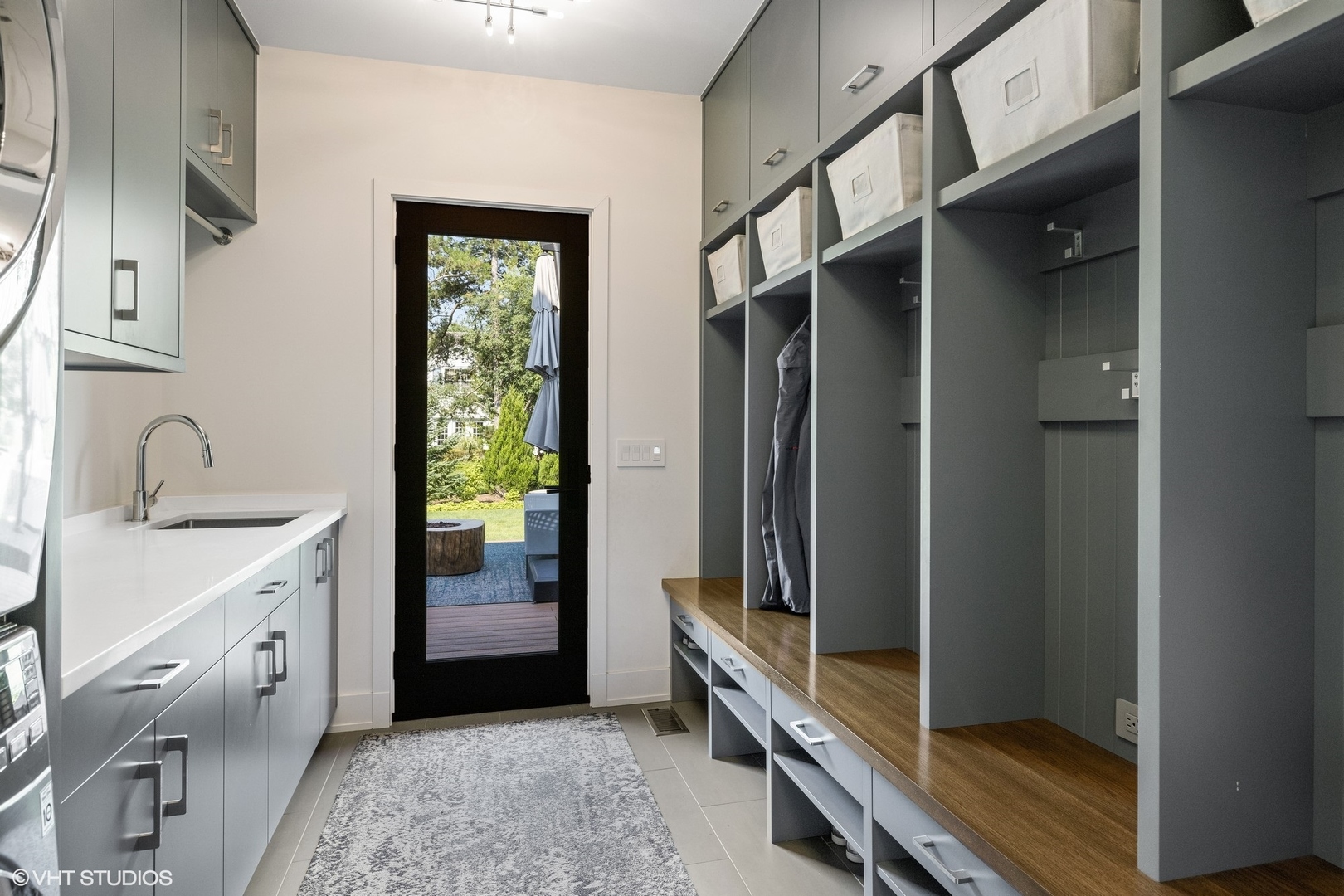 15 Longmeadow Road Winnetka, IL 60093 - Photo 23 of 71 a kitchen with stainless steel appliances granite countertop a refrigerator and a sink
