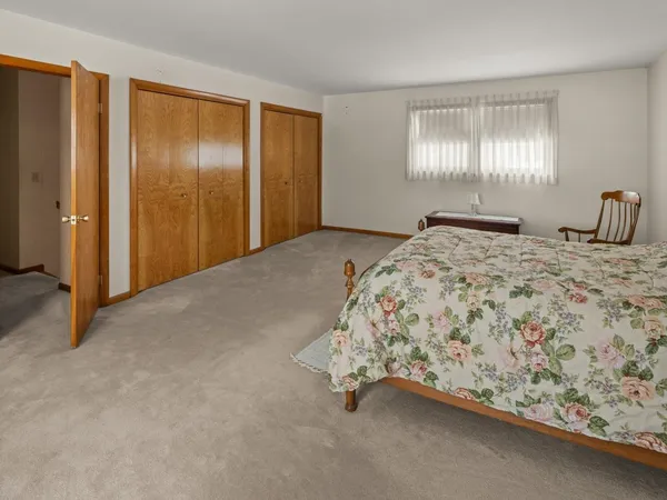 $644,600 | 71 Lakewood Parkway, Burlington, VT 05408