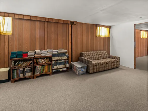 $644,600 | 71 Lakewood Parkway, Burlington, VT 05408