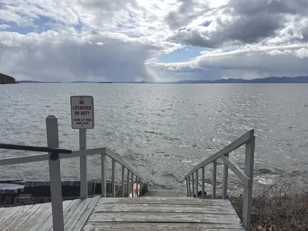 $644,600 | 71 Lakewood Parkway, Burlington, VT 05408