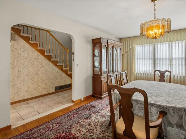 $644,600 | 71 Lakewood Parkway, Burlington, VT 05408