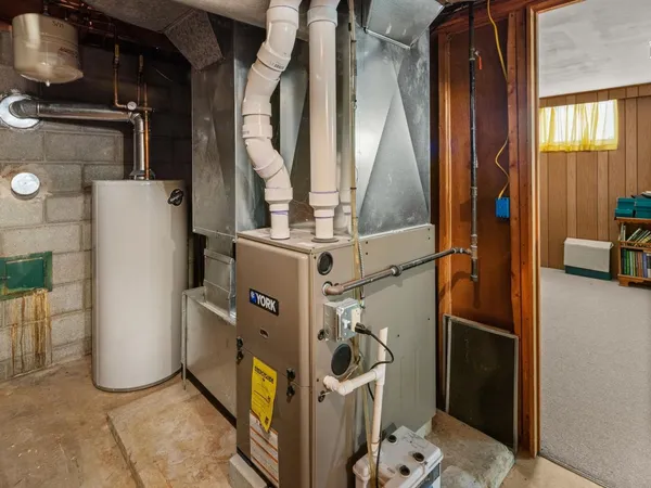 $644,600 | 71 Lakewood Parkway, Burlington, VT 05408