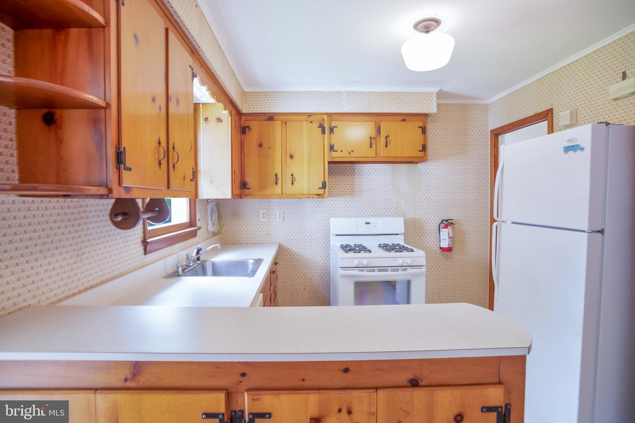 1100 Ivanhoe Path Manasquan, NJ 08736 - Photo 11 of 28