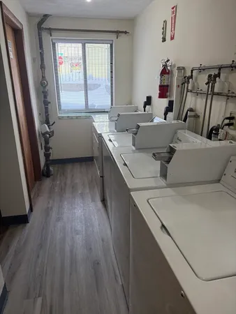 a en suite bathroom with a sink and a mirror