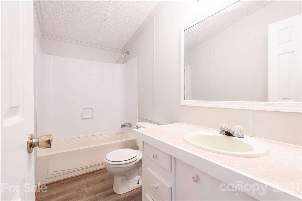 1490 Houston Mill Road Conover, NC 28613 - Photo 15 of 24 Gallery Image 15