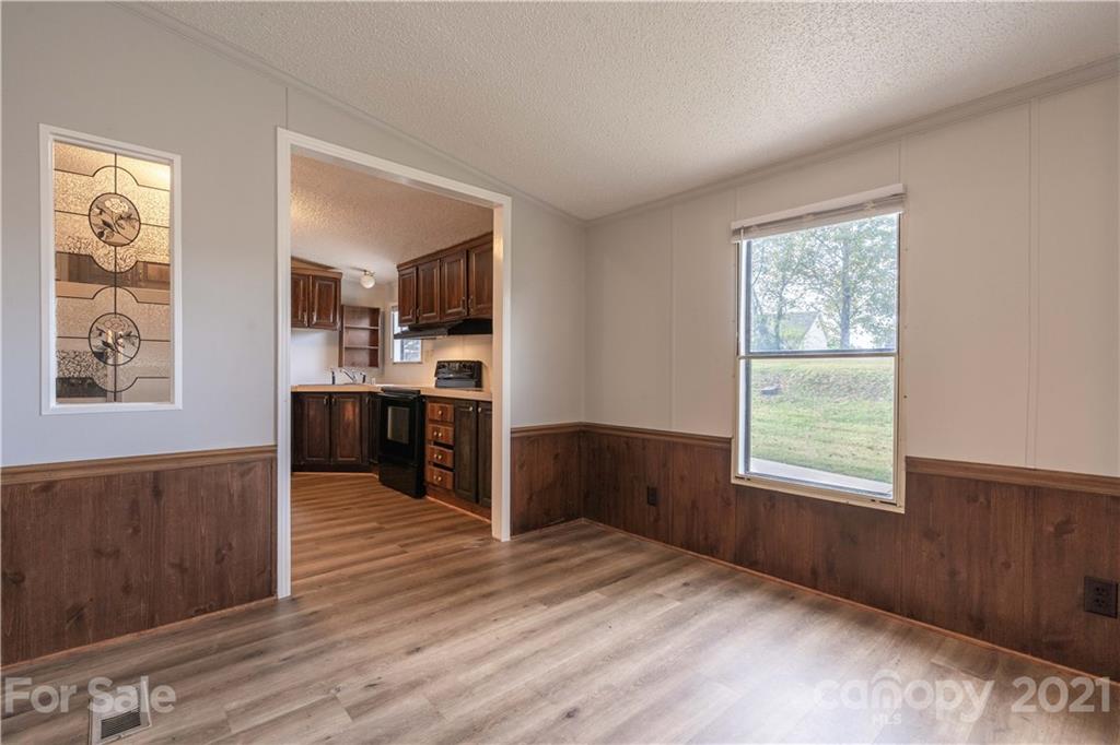 1490 Houston Mill Road Conover, NC 28613 - Photo 5 of 24 Gallery Image 5