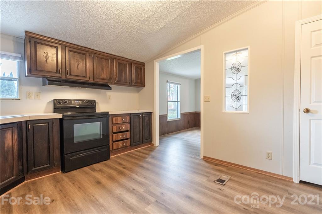 1490 Houston Mill Road Conover, NC 28613 - Photo 7 of 24 Gallery Image 7