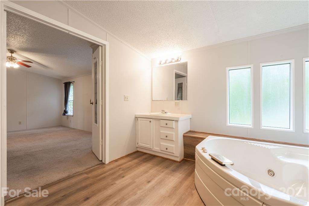 1490 Houston Mill Road Conover, NC 28613 - Photo 10 of 24 Gallery Image 10