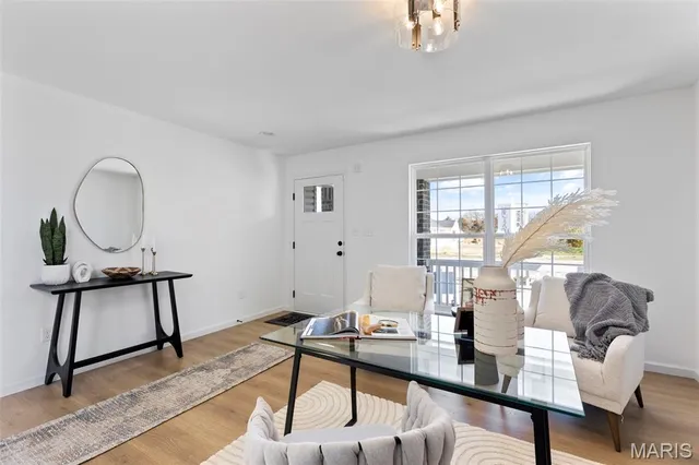 $407,900 | 2 Sterling At Grove, St. Louis, MO 63123