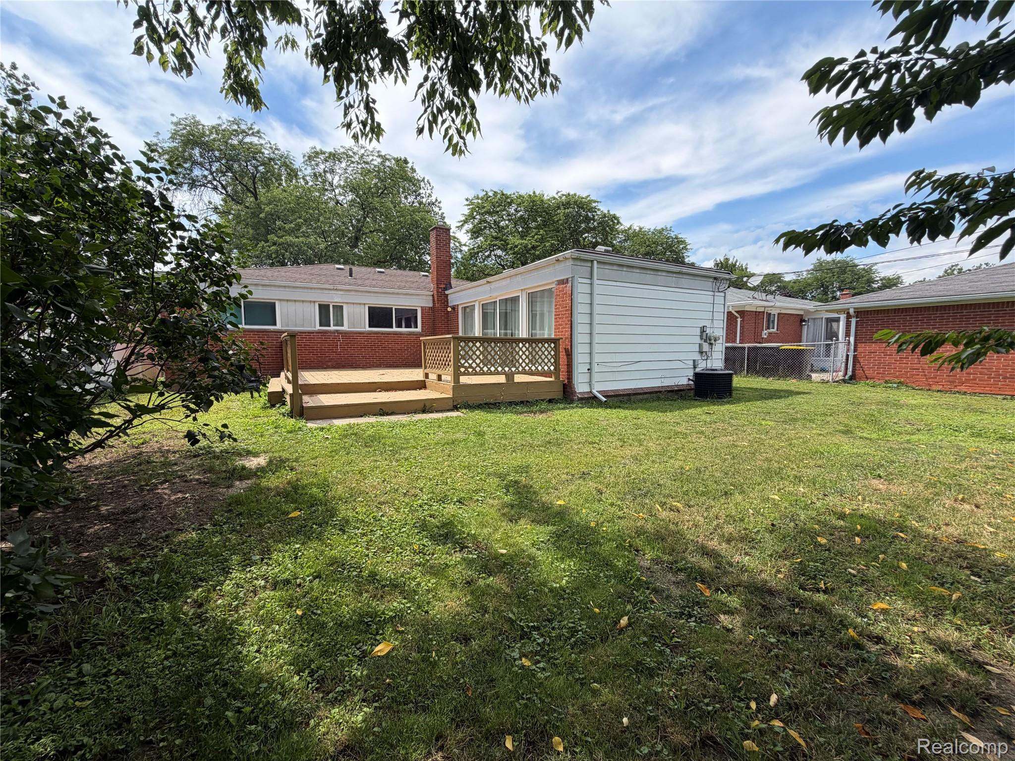 1861 Grange Road Trenton, MI 48183 - Photo 33 of 36 IMG_3587.jpeg