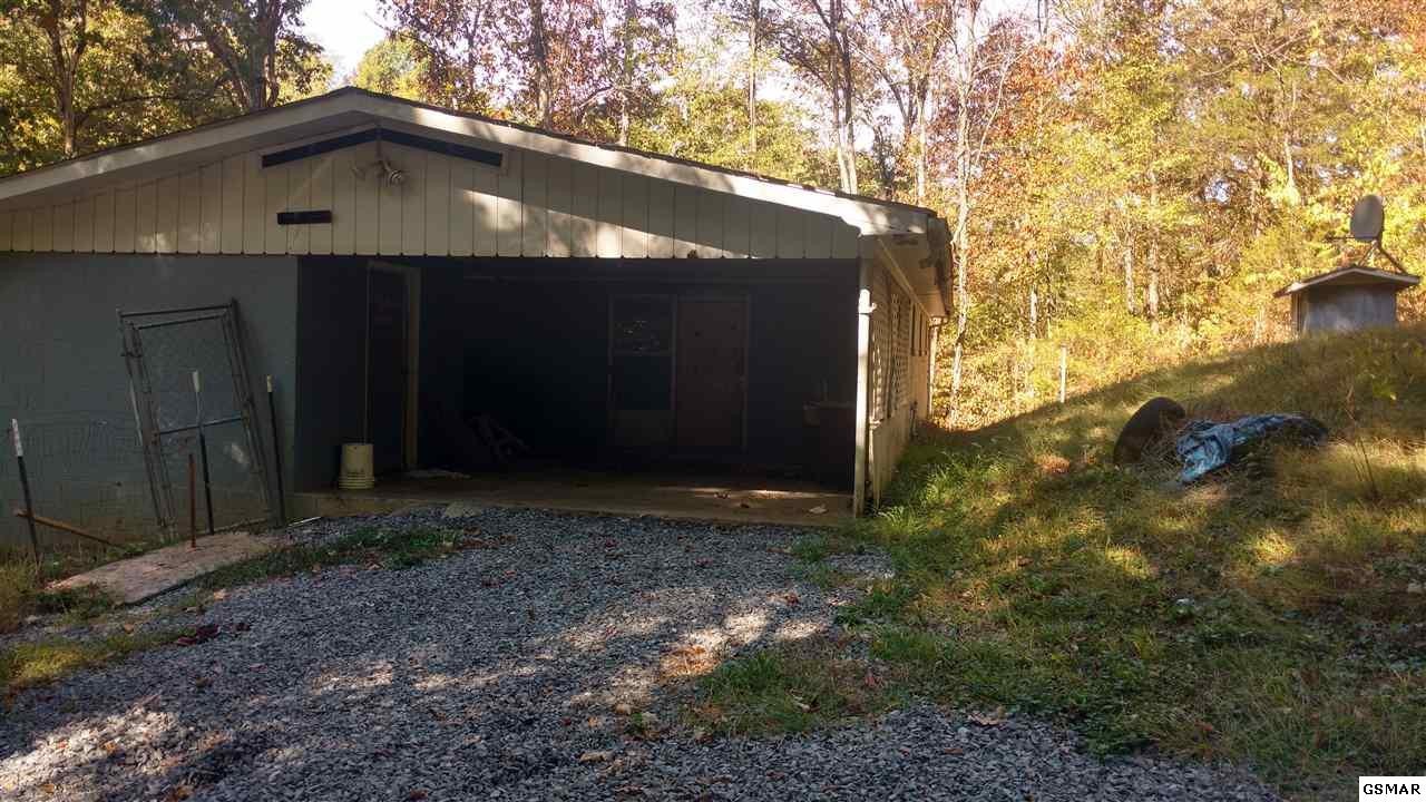 1144 Robinson Gap Road Sevierville, TN 37876 - Photo 2 of 11 Gallery Image 2