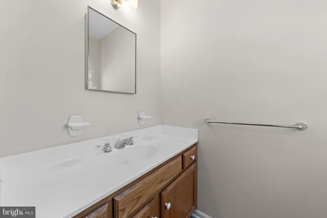 $879,900 | 12 Berkshire Drive, Princeton Junction, NJ 08550