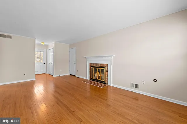 $879,900 | 12 Berkshire Drive, Princeton Junction, NJ 08550