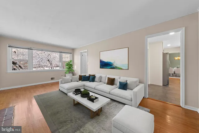 $879,900 | 12 Berkshire Drive, Princeton Junction, NJ 08550