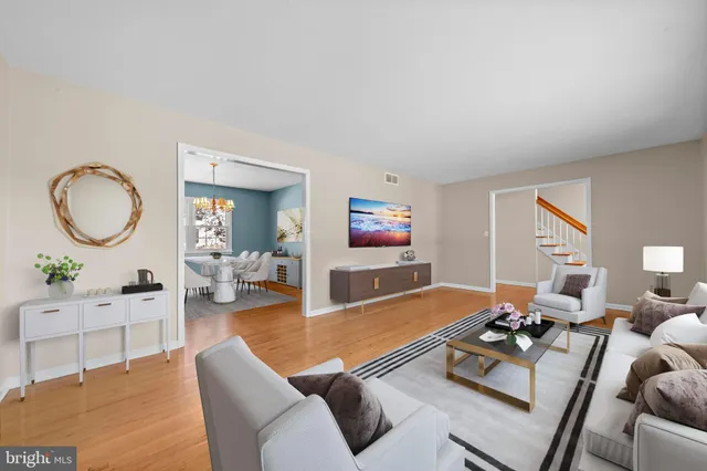 $879,900 | 12 Berkshire Drive, Princeton Junction, NJ 08550