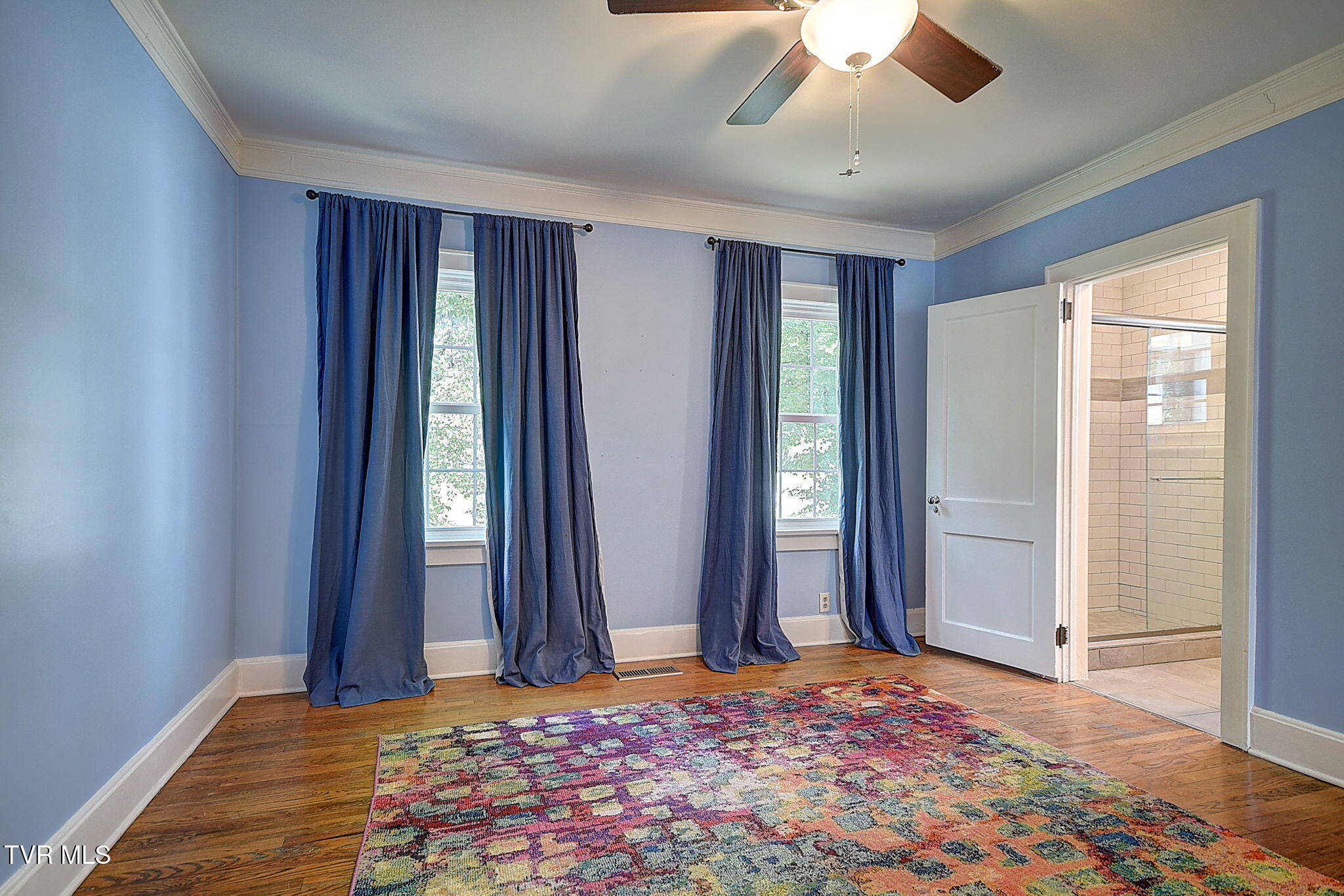 204 Parkway Road Bristol, TN 37620 - Photo 27 of 75 29-web-or-mls-204 Parkway KW-29