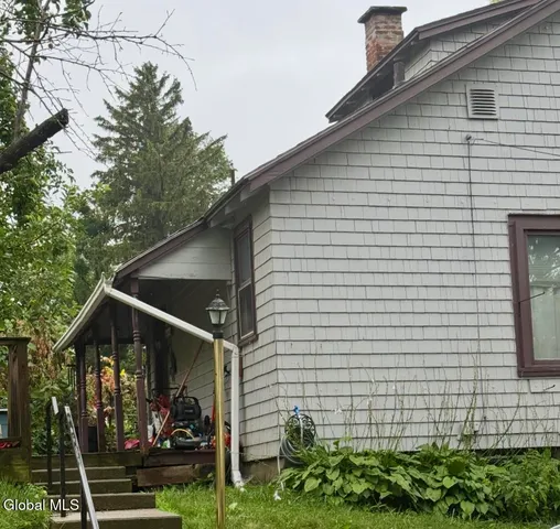 $175,000 | 1498 2nd Street, Rensselaer, NY 12144