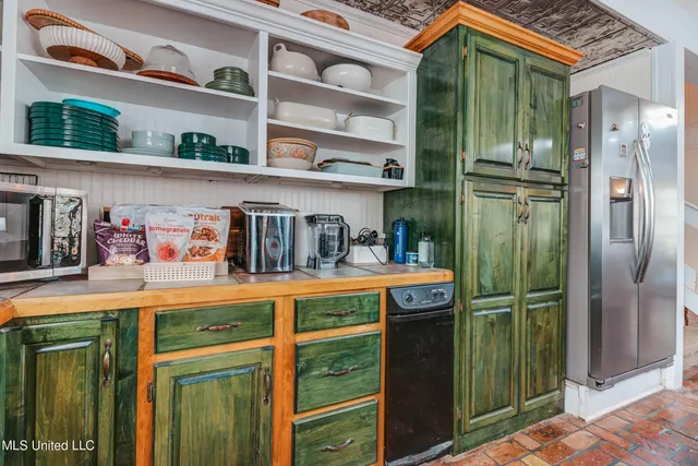 $420,000 | 3016 Ed Parker Road, Moss Point, MS 39562