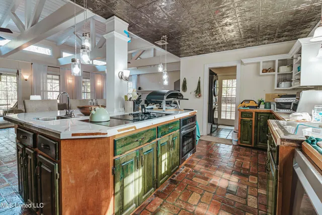 $420,000 | 3016 Ed Parker Road, Moss Point, MS 39562