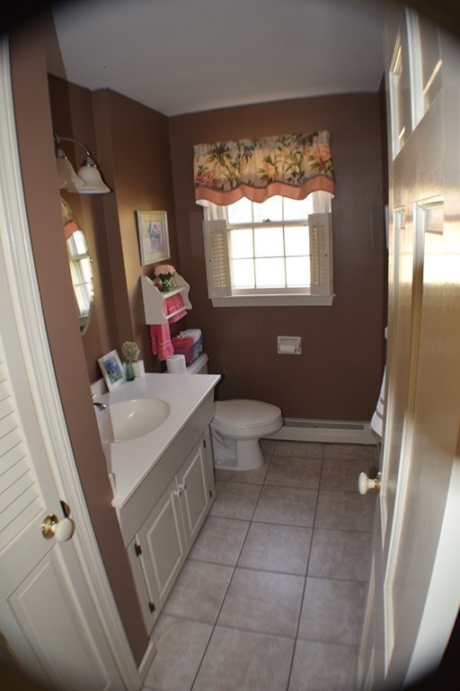 53 Countryside Road Grafton, MA 01536 - Photo 7 of 30 Gallery Image 7