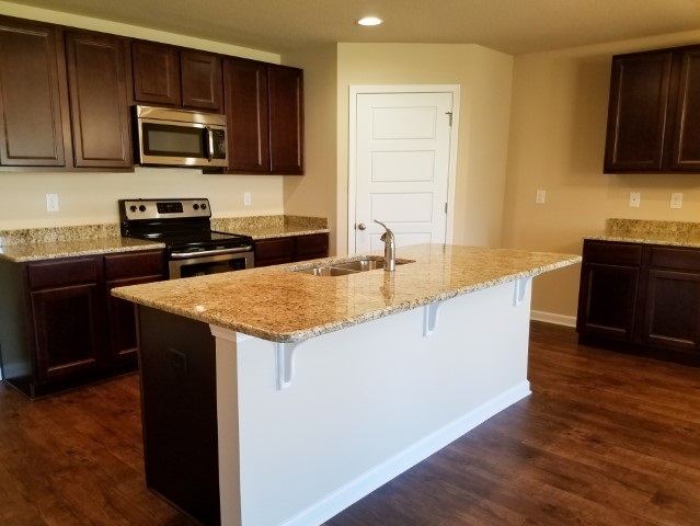 13569 Charmont Way Loxley, AL 36551 - Photo 2 of 26 Kitchen