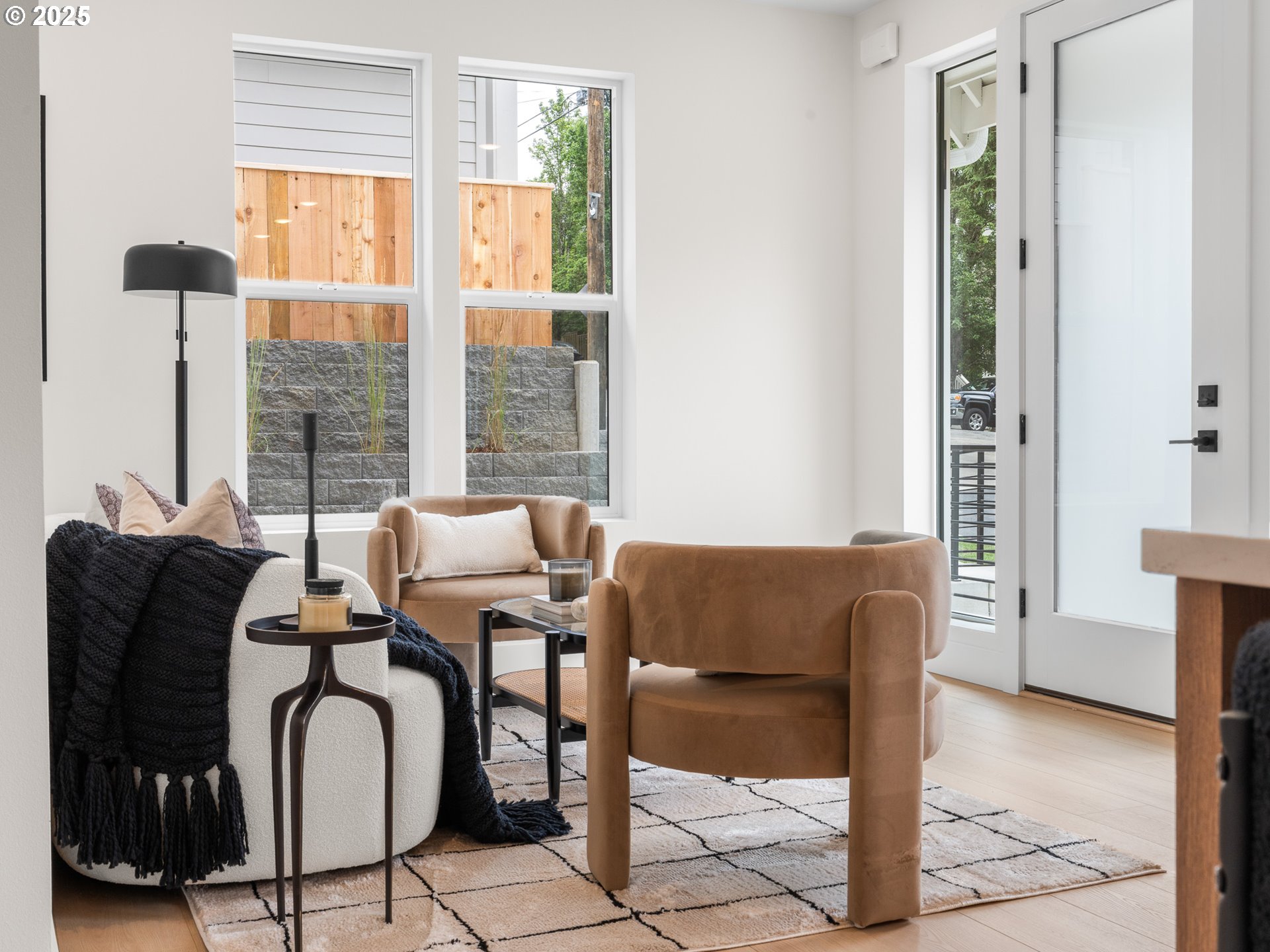 3611 Southwest Logan Street Portland, OR 97219 - Photo 2 of 21 Gallery Image 2