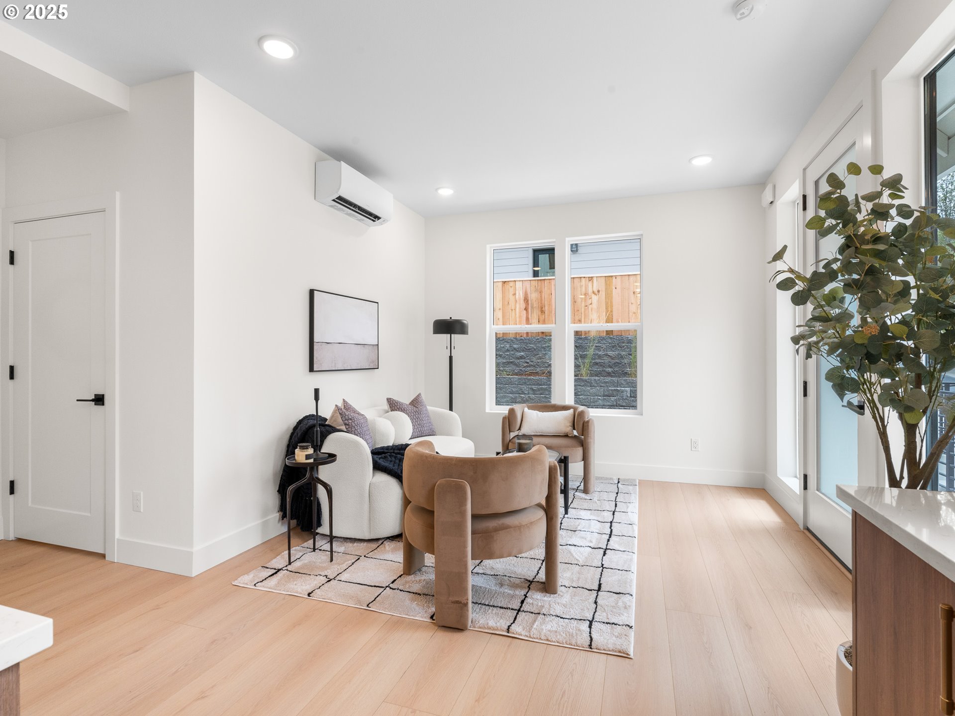 3611 Southwest Logan Street Portland, OR 97219 - Photo 3 of 21 Gallery Image 3
