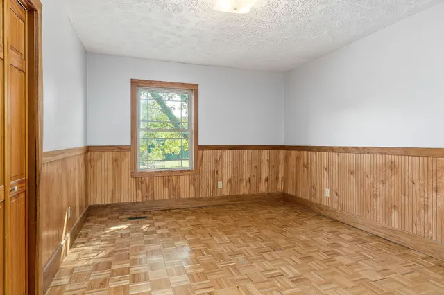 $375,000 | 571 Larry Davis Road, Spencer, TN 38585