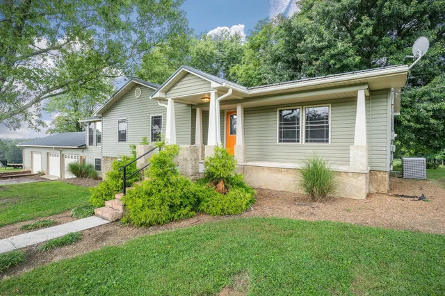 $375,000 | 571 Larry Davis Road, Spencer, TN 38585