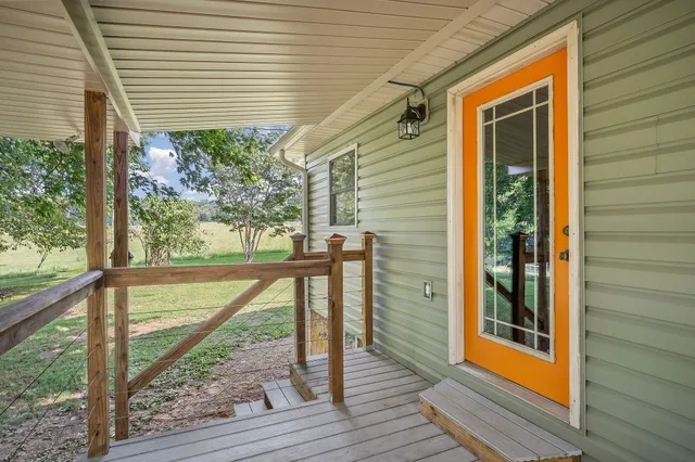 $375,000 | 571 Larry Davis Road, Spencer, TN 38585