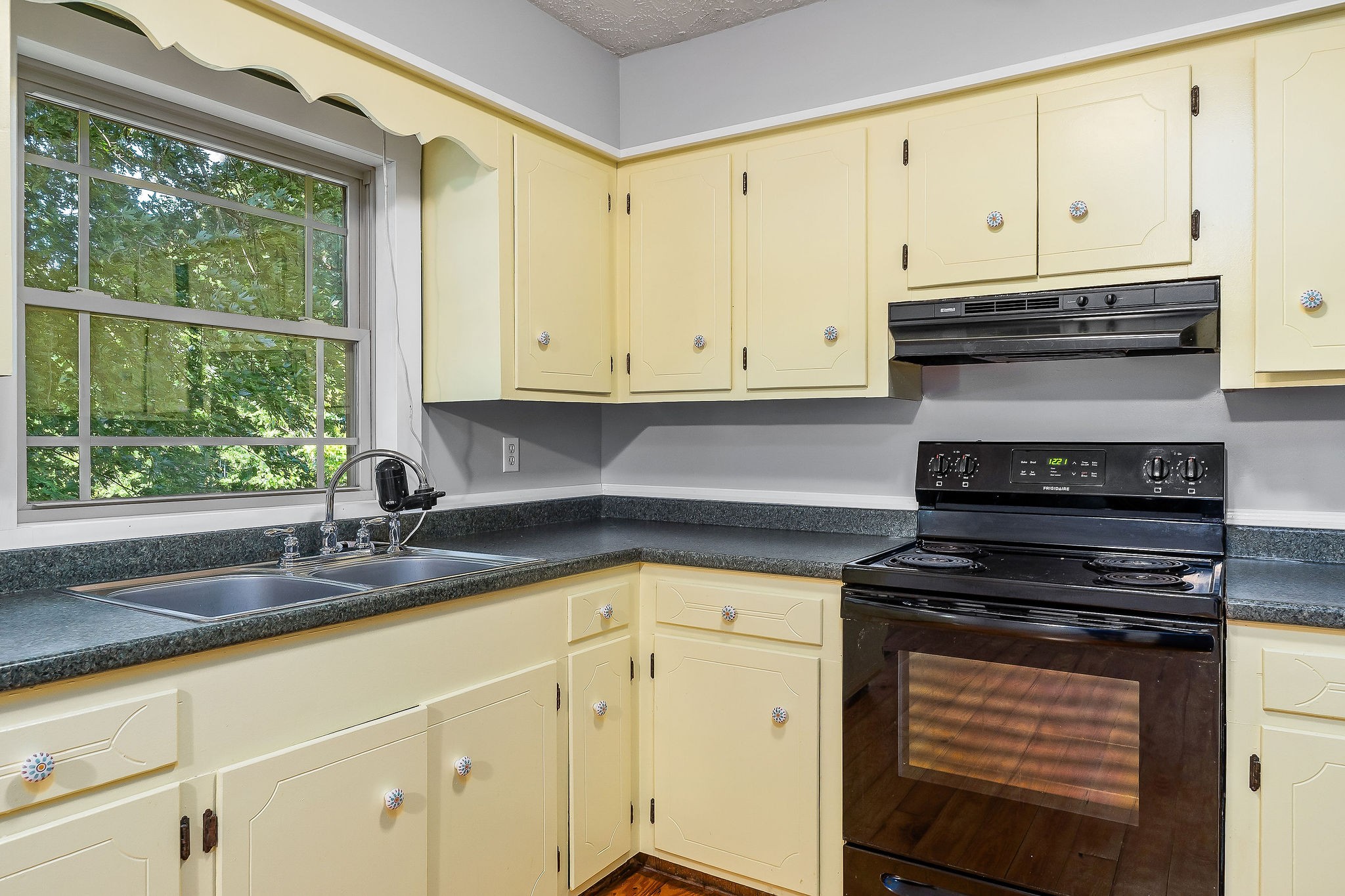 571 Larry Davis Road Spencer, TN 38585 - Photo 7 of 49