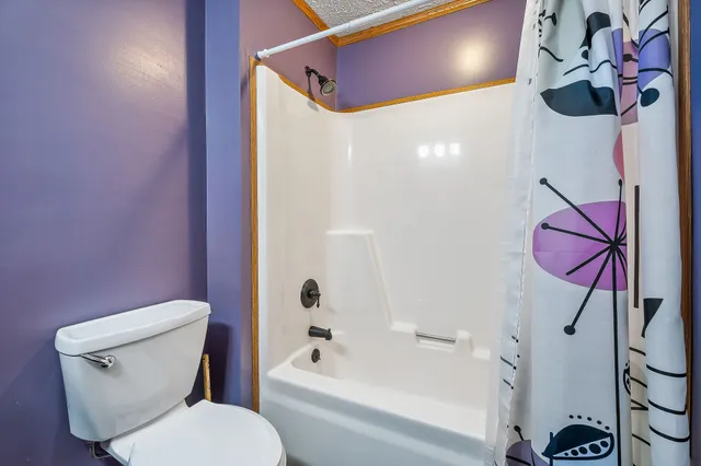 $375,000 | 571 Larry Davis Road, Spencer, TN 38585