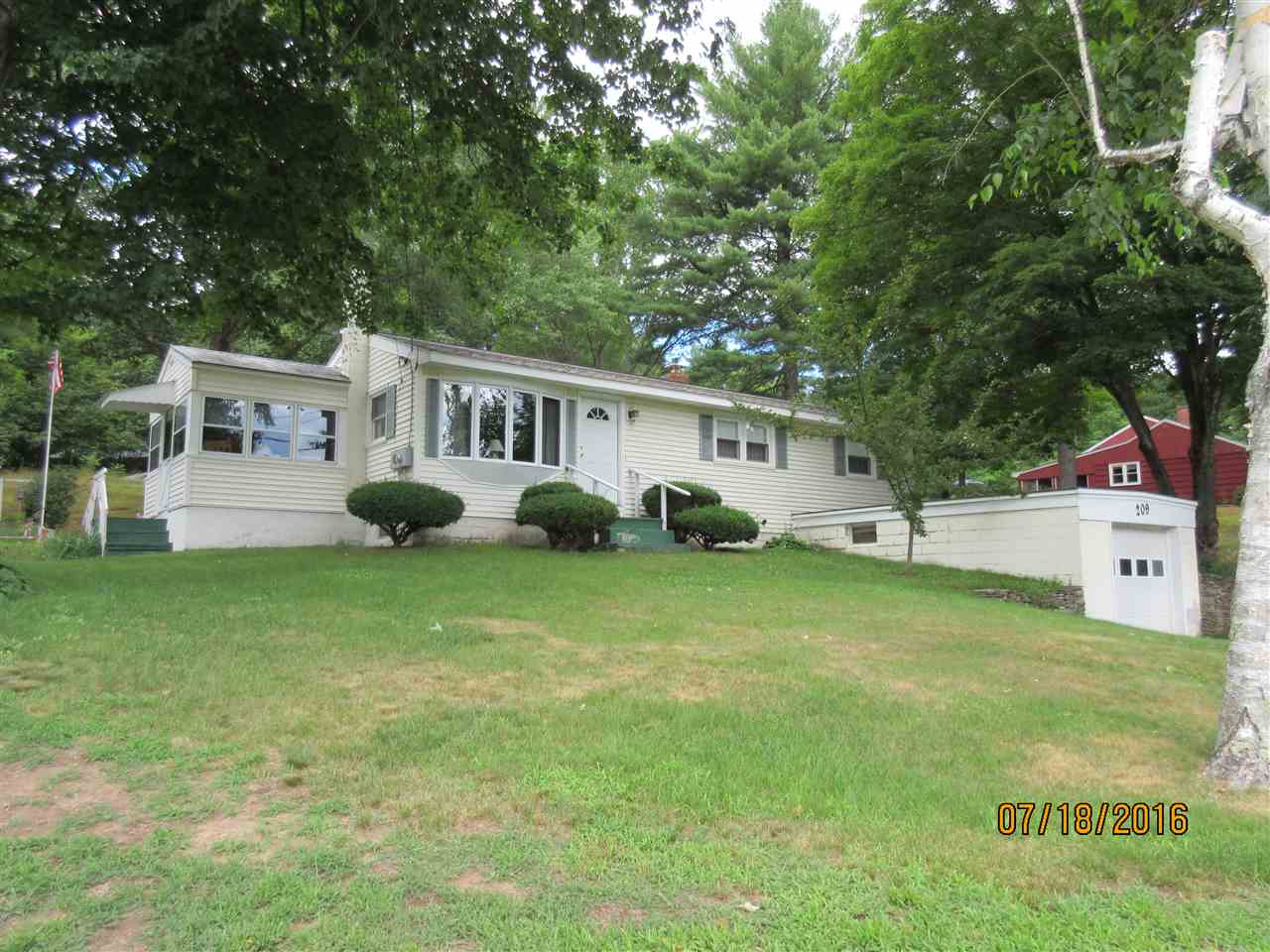 209 Washington Street Rochester, NH 03867 - Photo 1 of 13