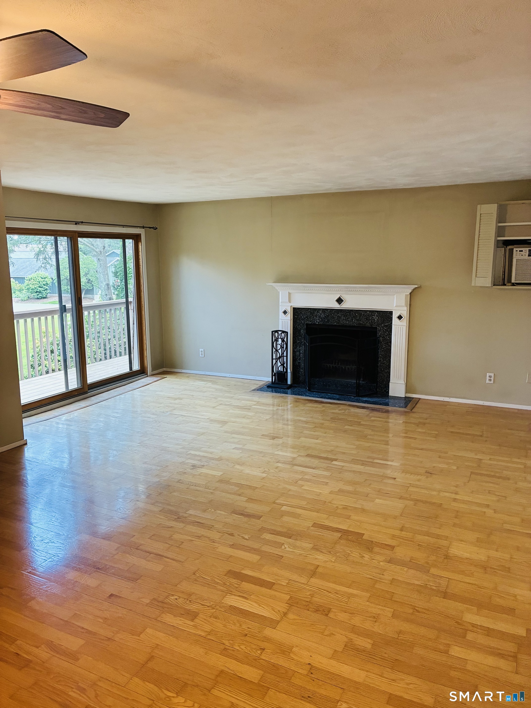 85 River Road, Unit E8 Essex, CT 06426 - Photo 24 of 40 Gallery Image 24