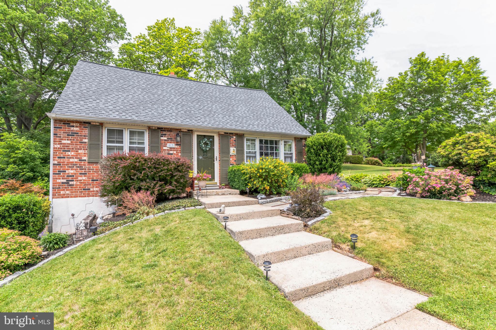 513 Spring Street Royersford, PA 19468 - Photo 3 of 29 Nice landscaping with perennials
