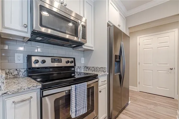 $2,550 | 300 Johnson Ferry Road, Unit A610, Atlanta, GA 30328