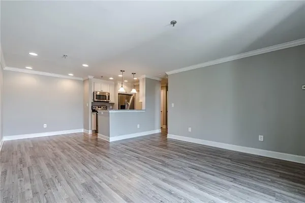 $2,550 | 300 Johnson Ferry Road, Unit A610, Atlanta, GA 30328
