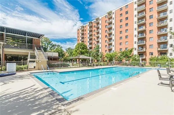 $2,550 | 300 Johnson Ferry Road, Unit A610, Atlanta, GA 30328