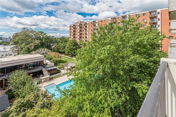 $2,550 | 300 Johnson Ferry Road, Unit A610, Atlanta, GA 30328