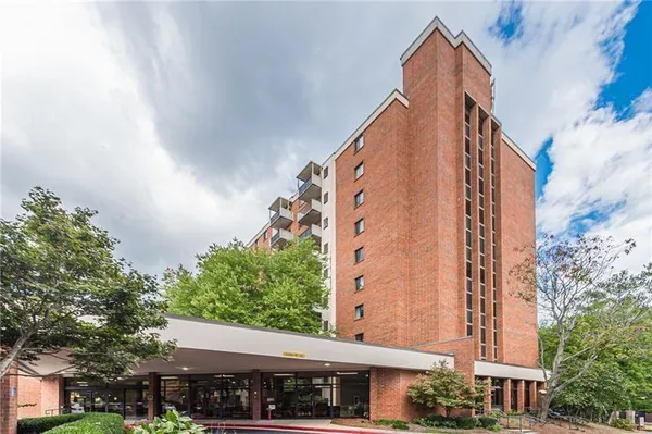 $2,550 | 300 Johnson Ferry Road, Unit A610, Atlanta, GA 30328