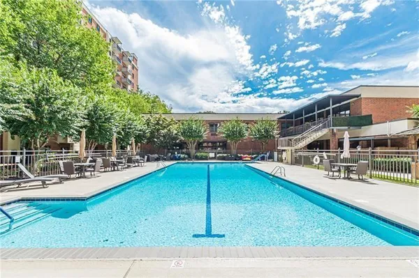 $2,550 | 300 Johnson Ferry Road, Unit A610, Atlanta, GA 30328