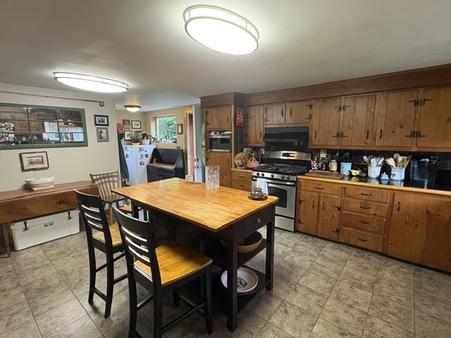 1821 Chateauguay Road Barnard, VT 05032 - Photo 9 of 57