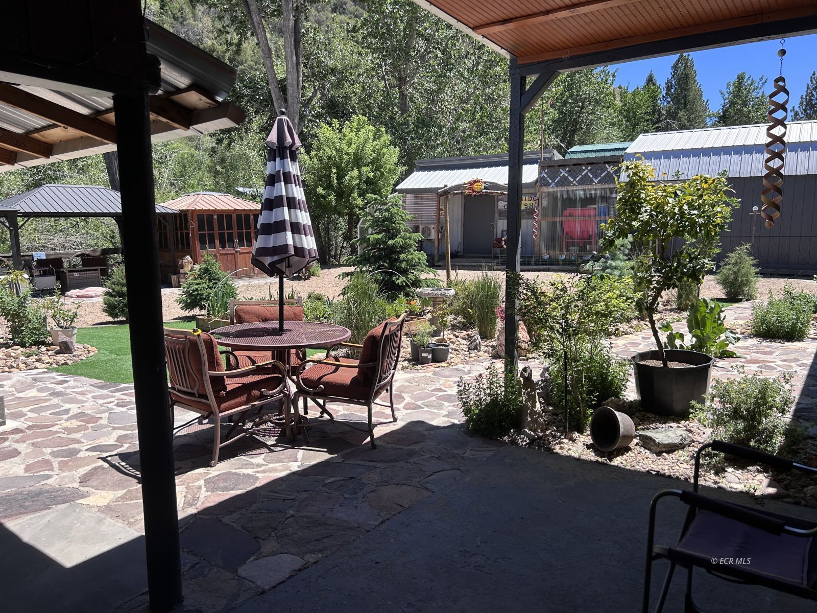 576 Main Street Jarbidge, NV 89826 - Photo 3 of 30