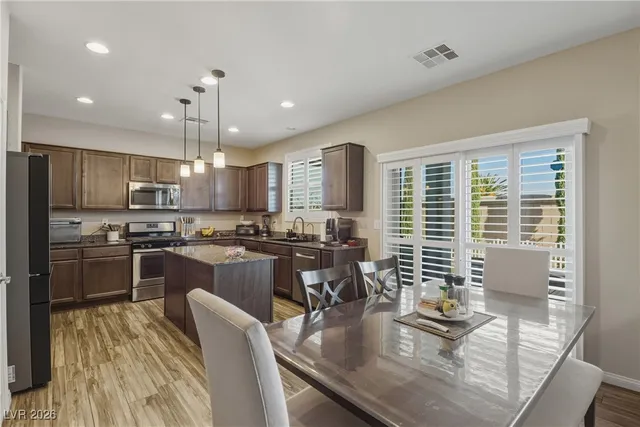 $539,999 | 94 Cascade River Street, Las Vegas, NV 89148